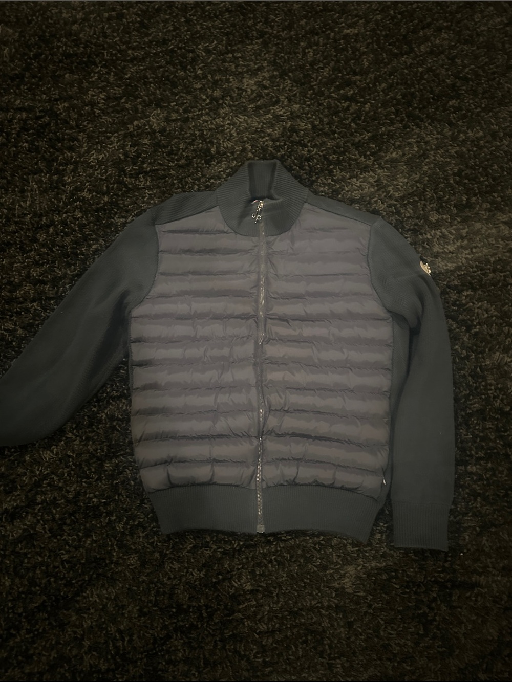 Men's Quilted Navy Puffer Jacket with Knit Sleeves